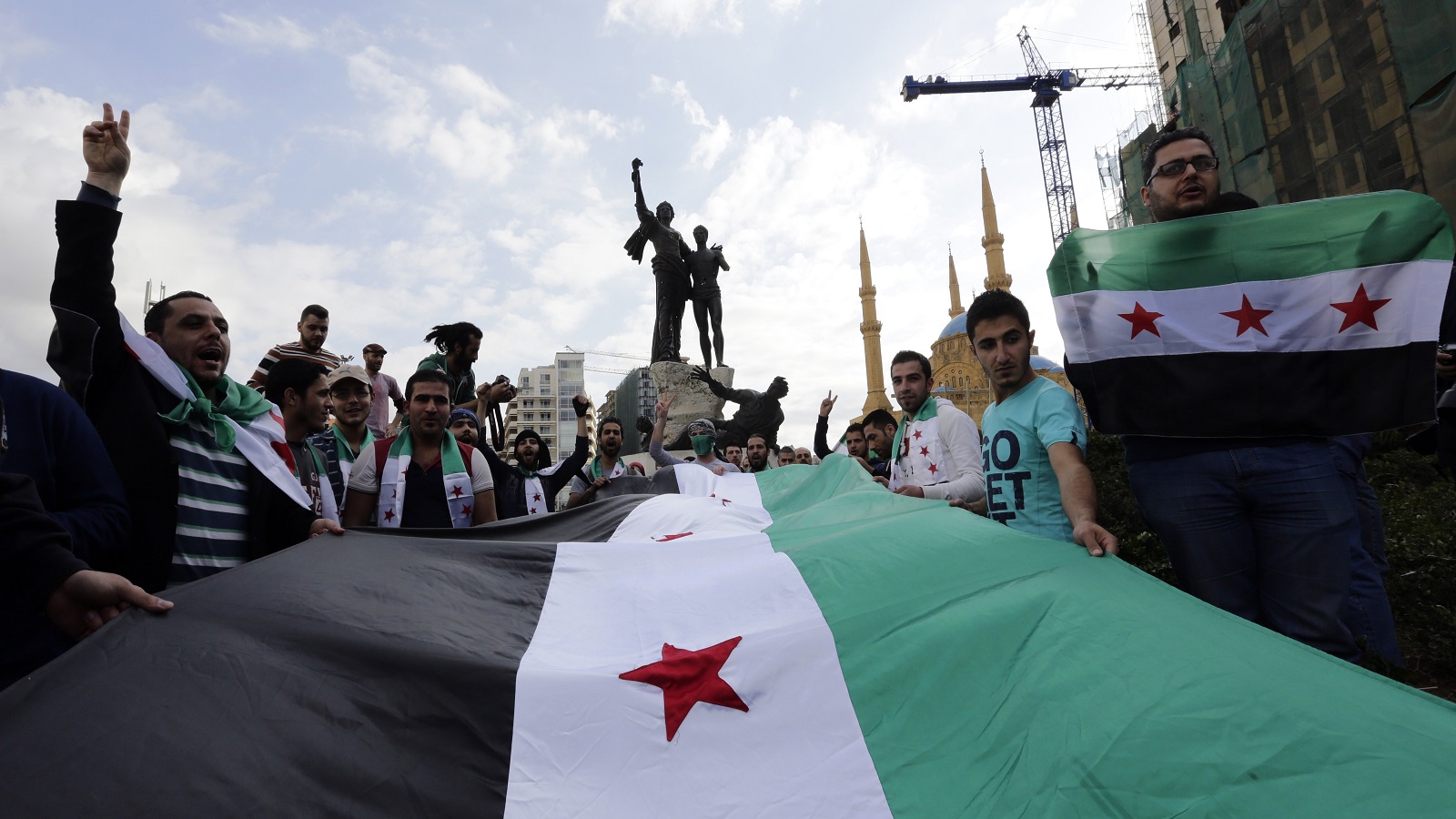 لبنان و"الثورة السورية": الحرب الأهلية خارج الحدود