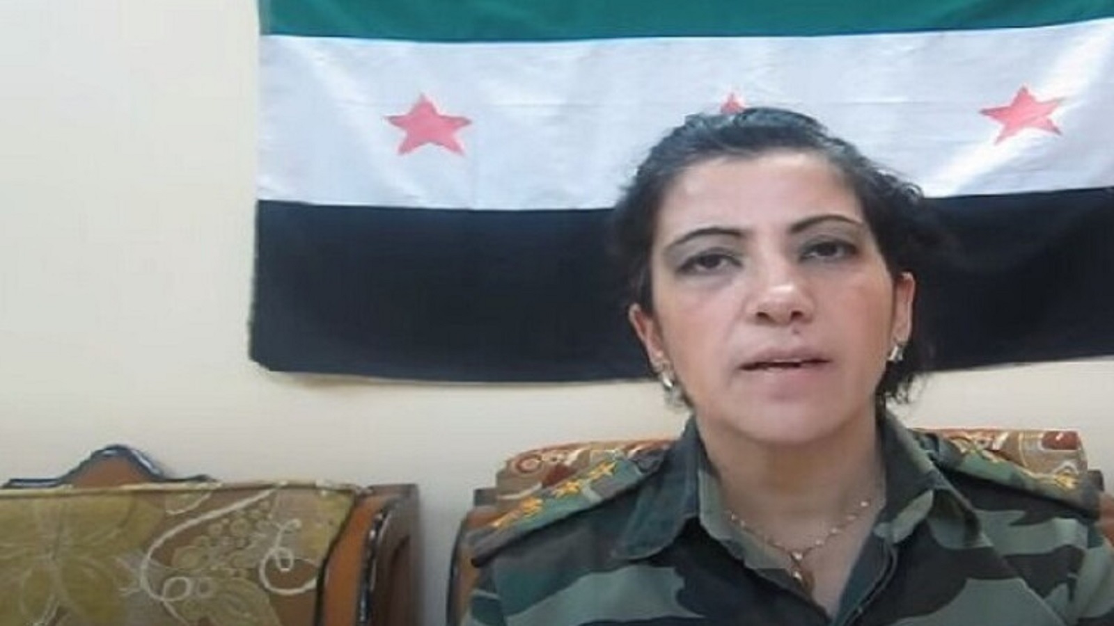 انشقاق أول ضابطة علويّة في الجيش السوري؟