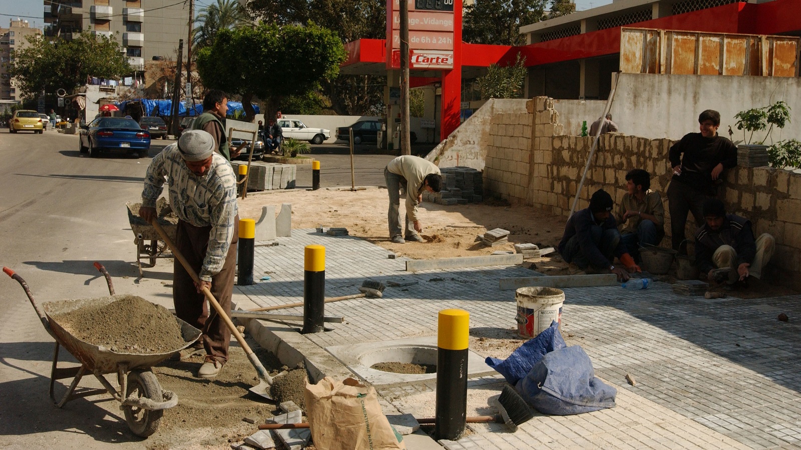 العمالة السورية والأجنبية في لبنان: فقدان السيطرة حدودياً وقانونياً