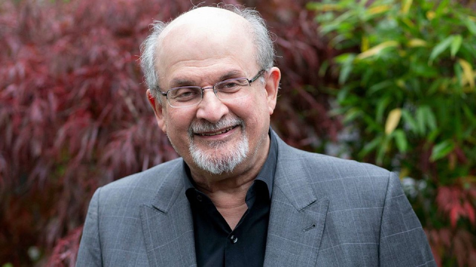 إعلام النظام السوري يتجاهل خبر الاعتداء على سلمان رشدي