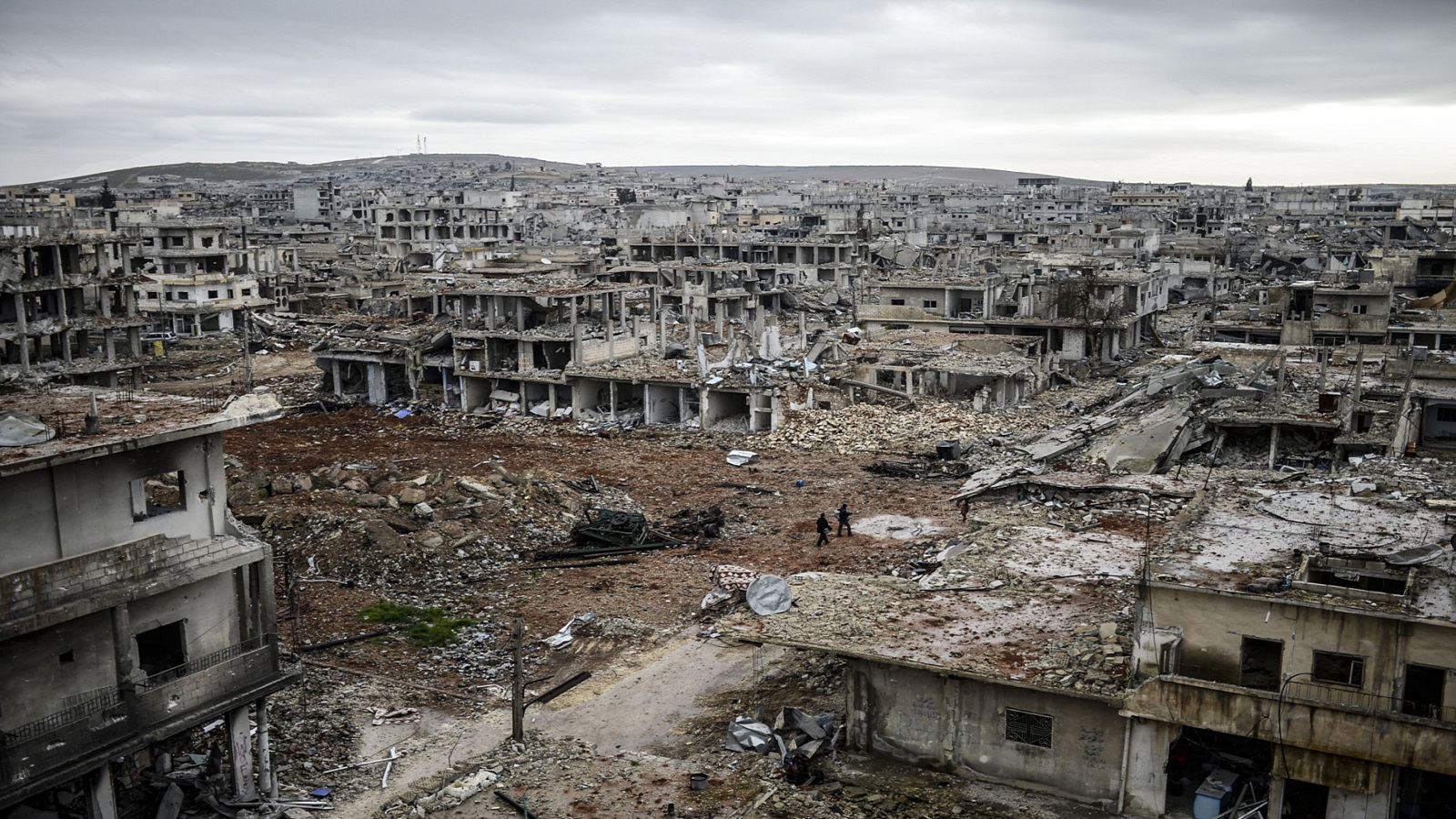 شبح الكلور يغطي إدلب.. وداعش إلى كوباني