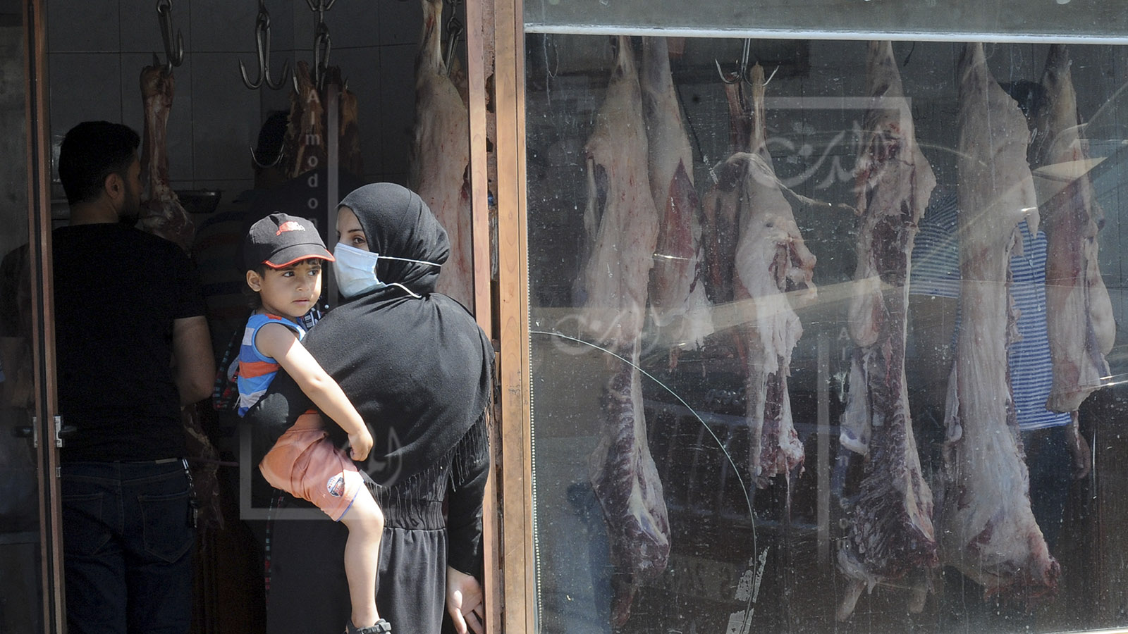 مخاوف من اللحوم الهندية: تراخٍ بالرقابة أم حرب تجّار؟