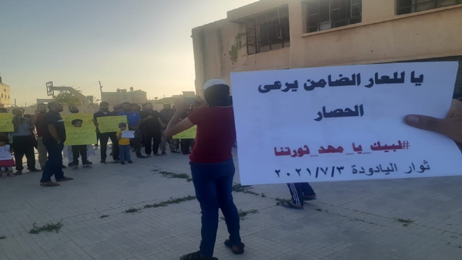 درعا:النظام يقصف المنازل ليهجر السكان