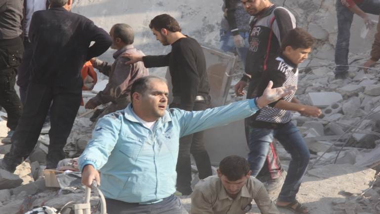 قصف روسي على حلب (خالد الخطيب)