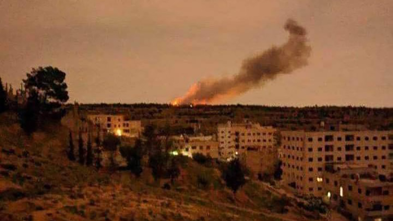 الاحتلال يقصف مواقع للنظام..إثر إطلاق صاروخين على الجولان