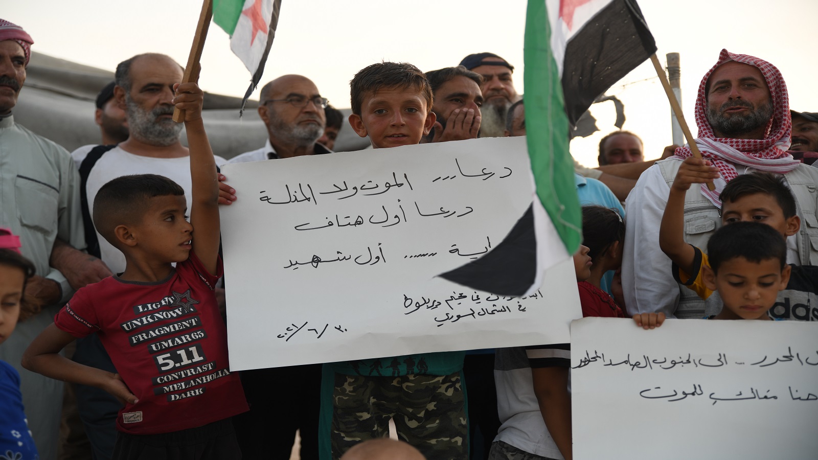 درعا:النظام يهدد بتدمير المسجد العمري والمعارضة لن تتراجع