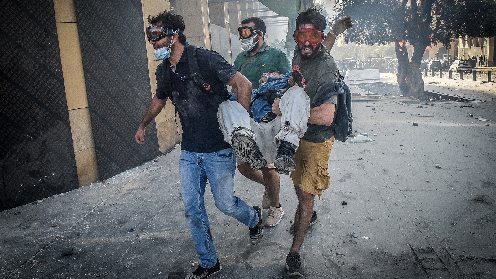 القمع الأمني الوحشي مستمرّ: دم في ساحات بيروت
