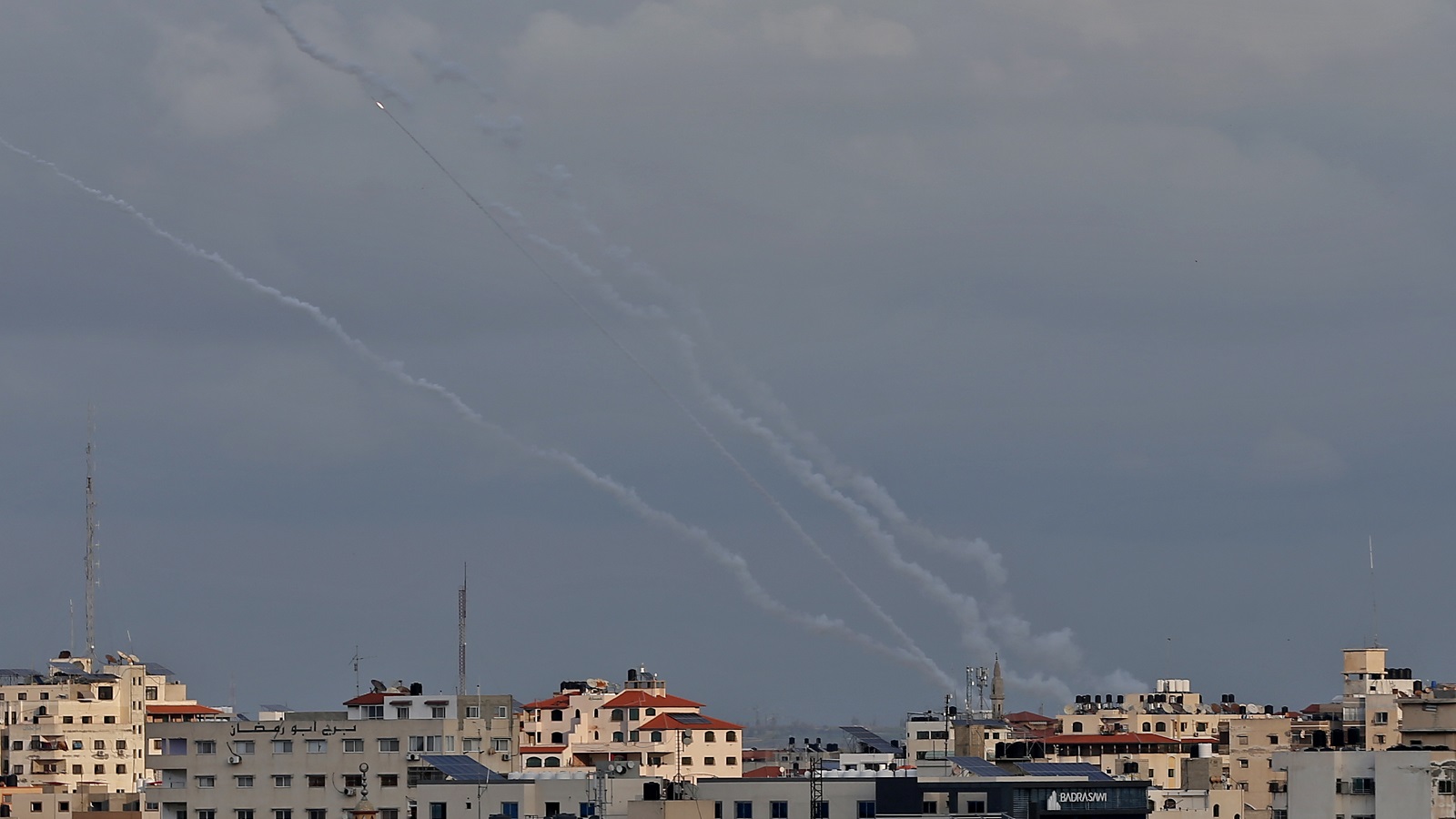 إسرائيل_غزة:إنتهت الضربات المتبادلة..لكن الحرب واردة