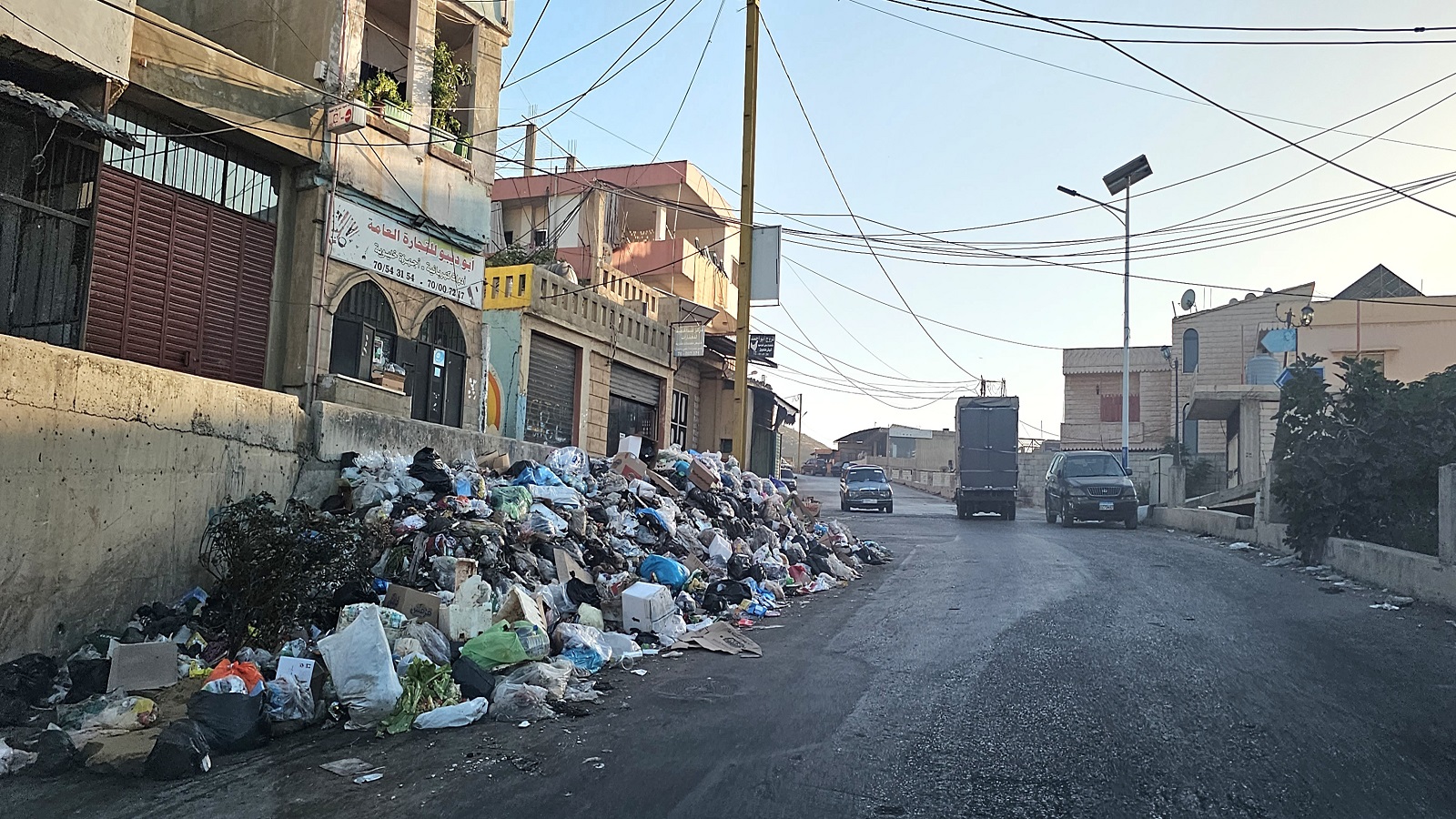 النفايات تكتسح شوارع  عكار: طمر وحرق وأضرار صحية