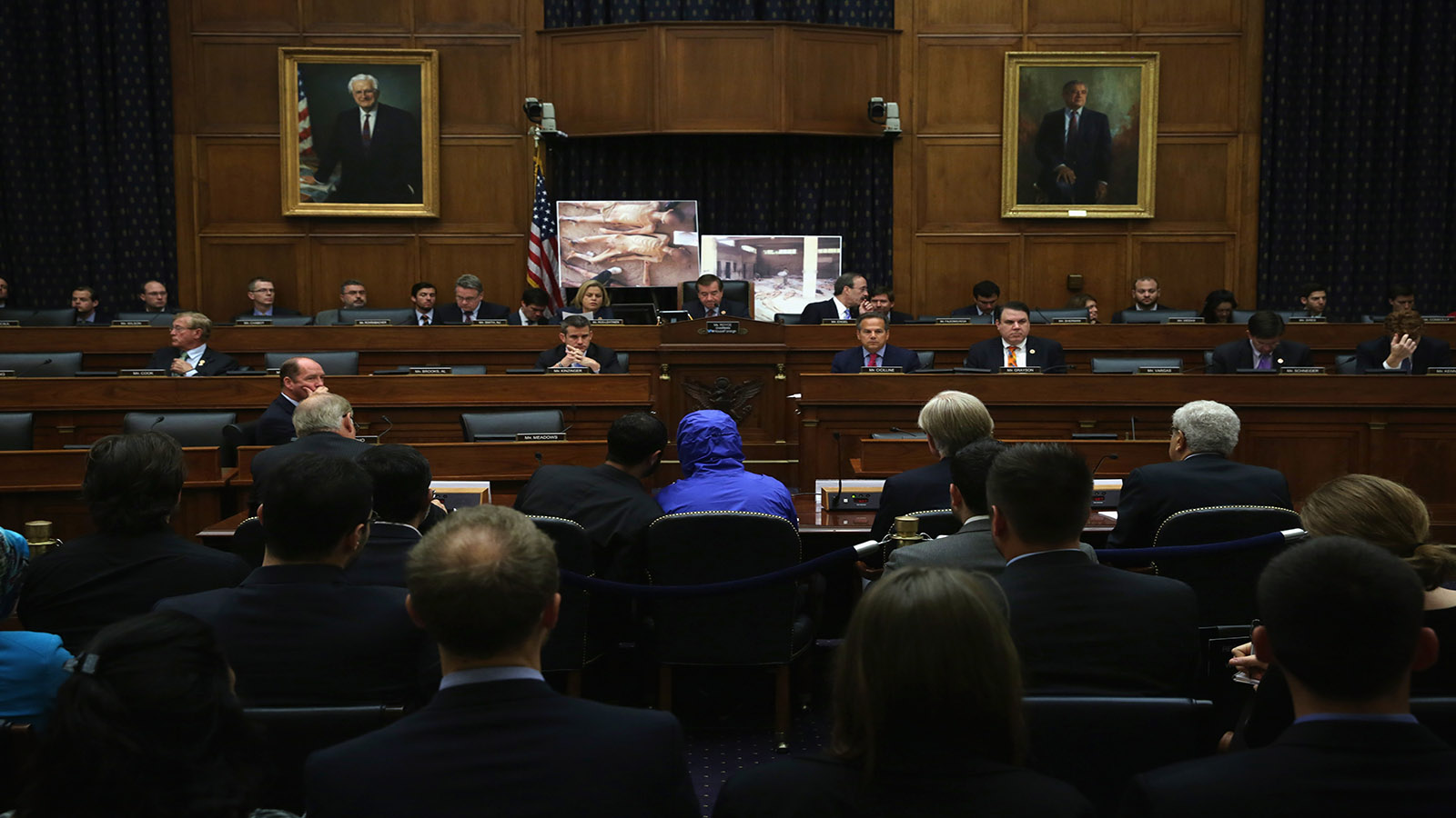 "قانون قيصر" يعبر مجلس النواب:هل يحقق العدالة للسوريين؟