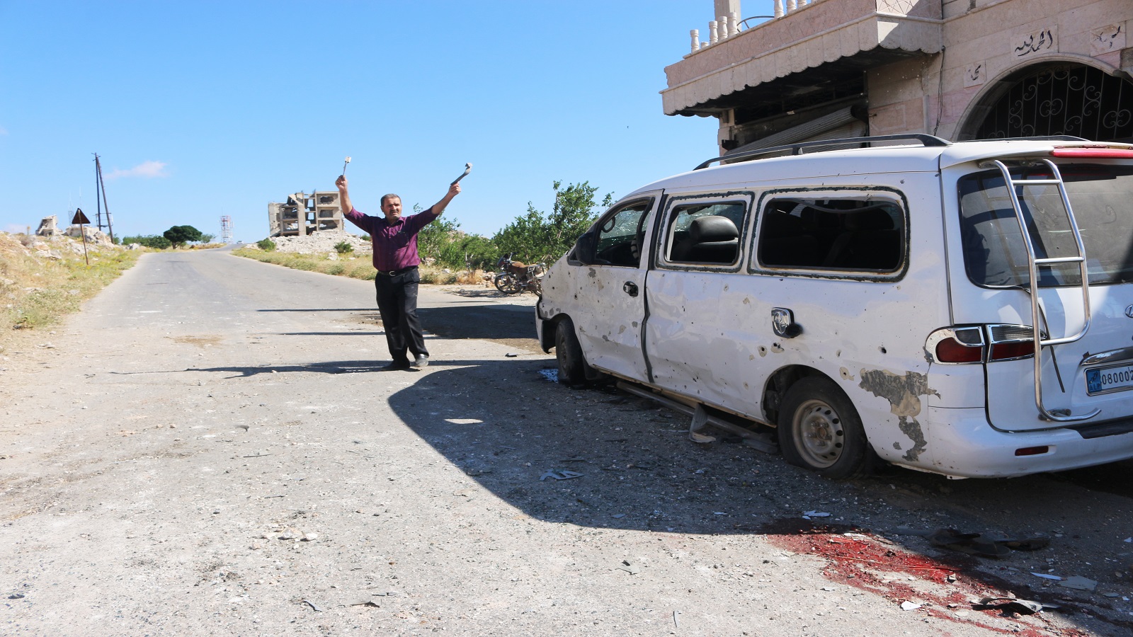 إدلب:القصف مستمر..المعركة لم تبدأ بعد