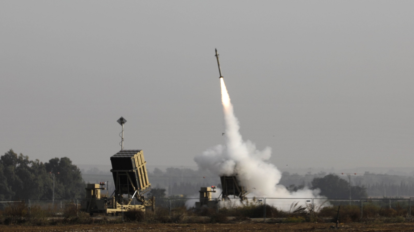 إيران وإسرائيل:جبهة صواريخ.. وقبة حديدية وليزرية