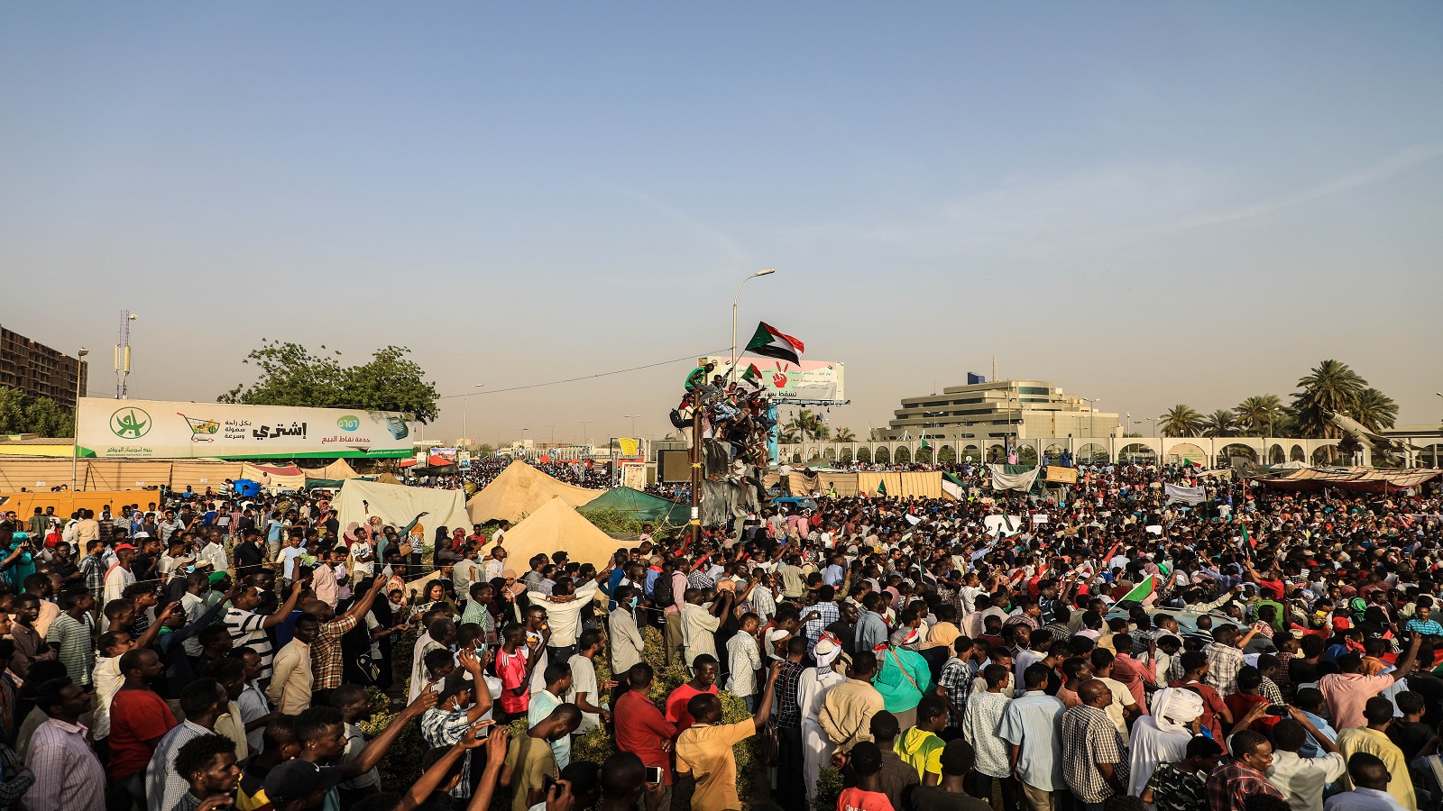 السودان: خطوة جديدة نحو الحكم المدني