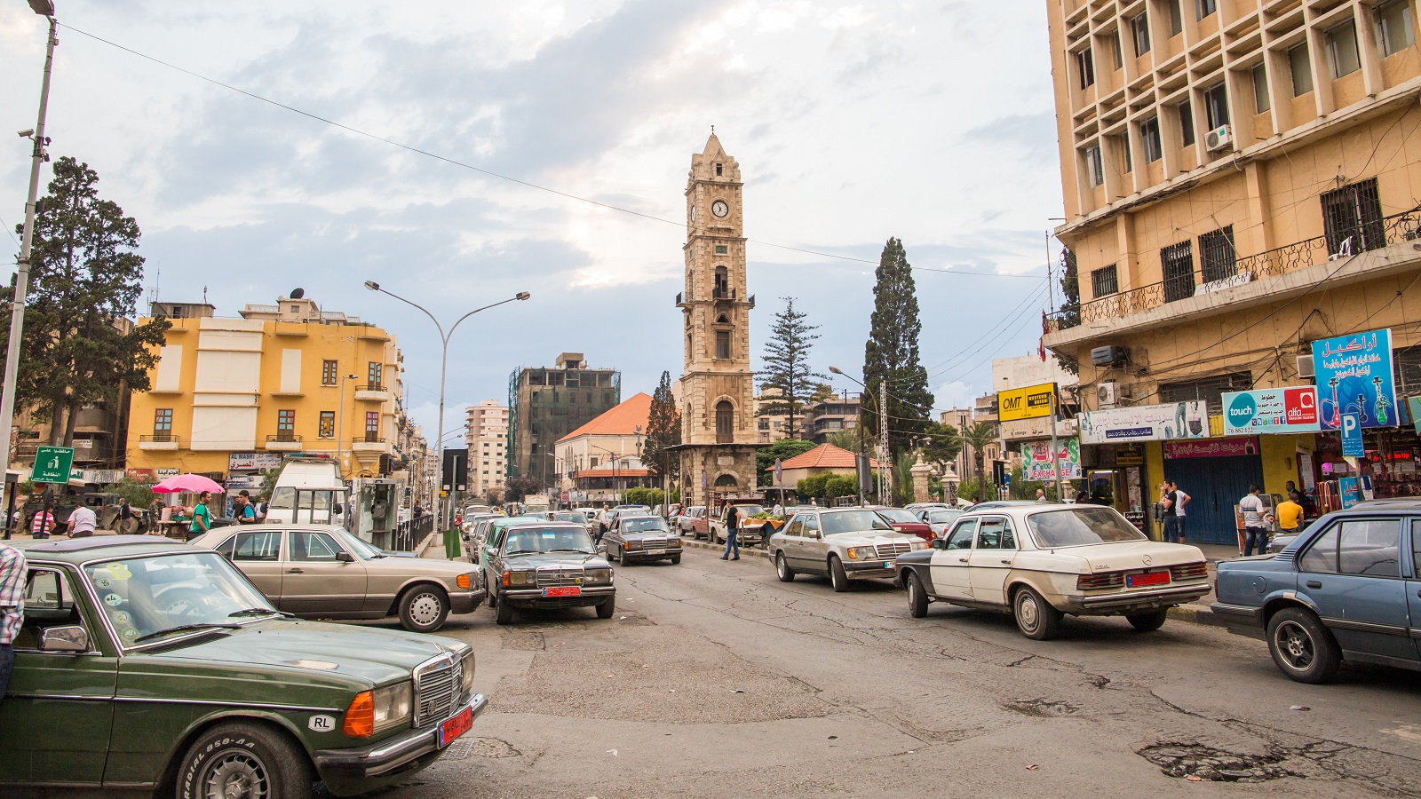 الإشارات الضوئية تصل إلى طرابلس متأخرة 40 عاماً