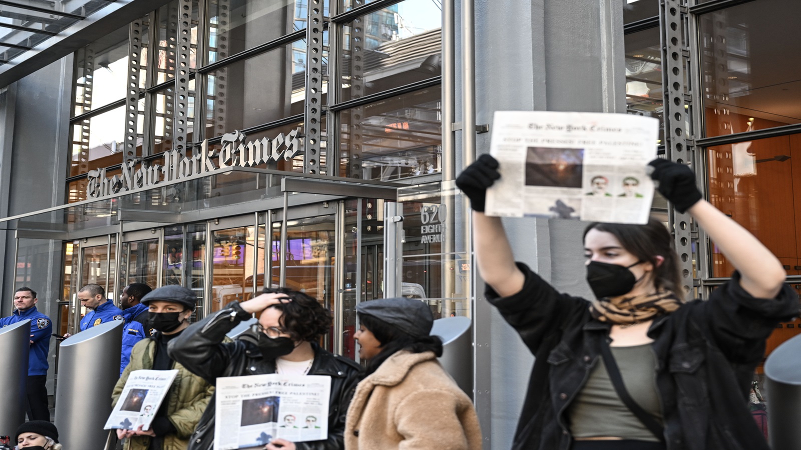 الكلمات الممنوعة في تغطية "نيويورك تايمز" لحرب غزة