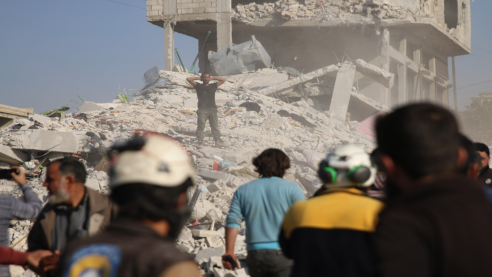 إدلب: مليشيات النظام استأنفت هجومها البري؟
