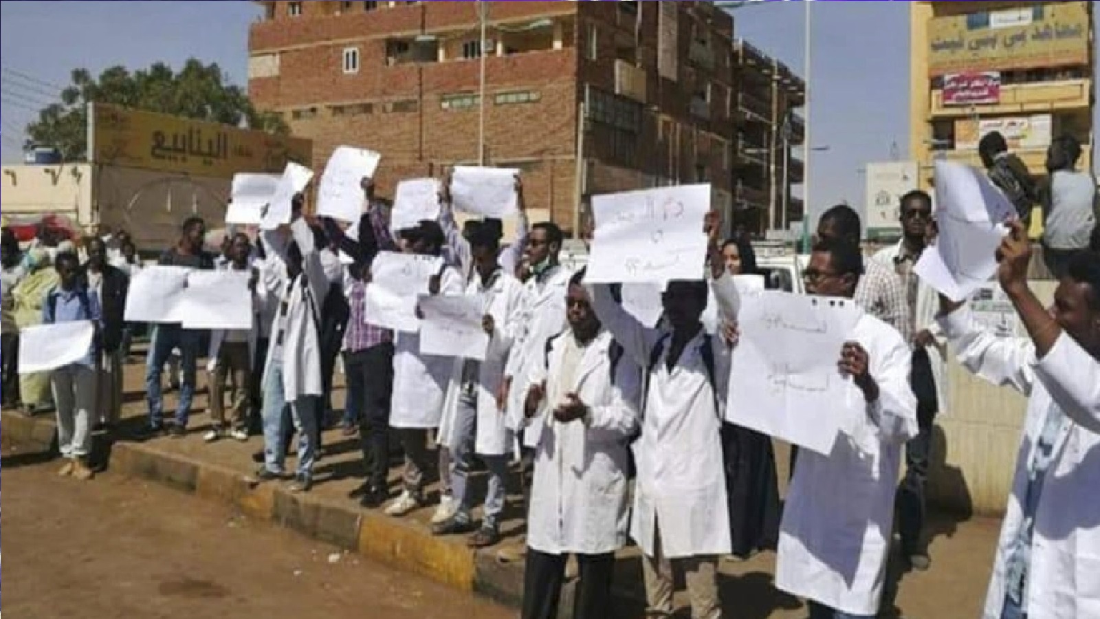 السودان:الاحتجاجات تتسع..وشعار"إسقاط النظام"يرتفع