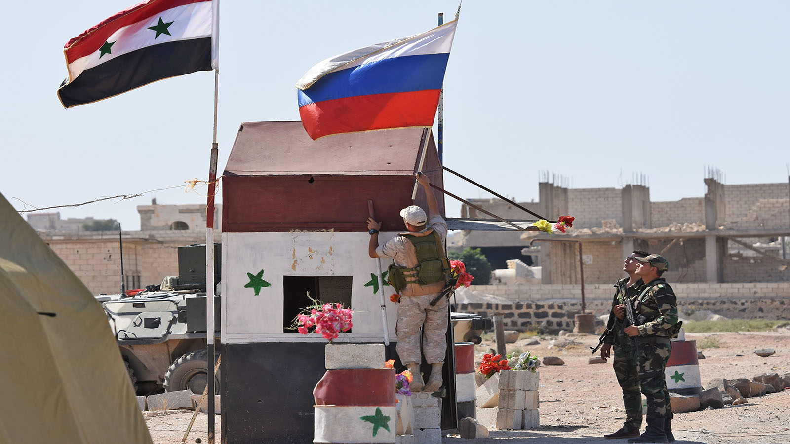 لافروف: الوجود العسكري الروسي في سوريا.. غير محدد الأجل!