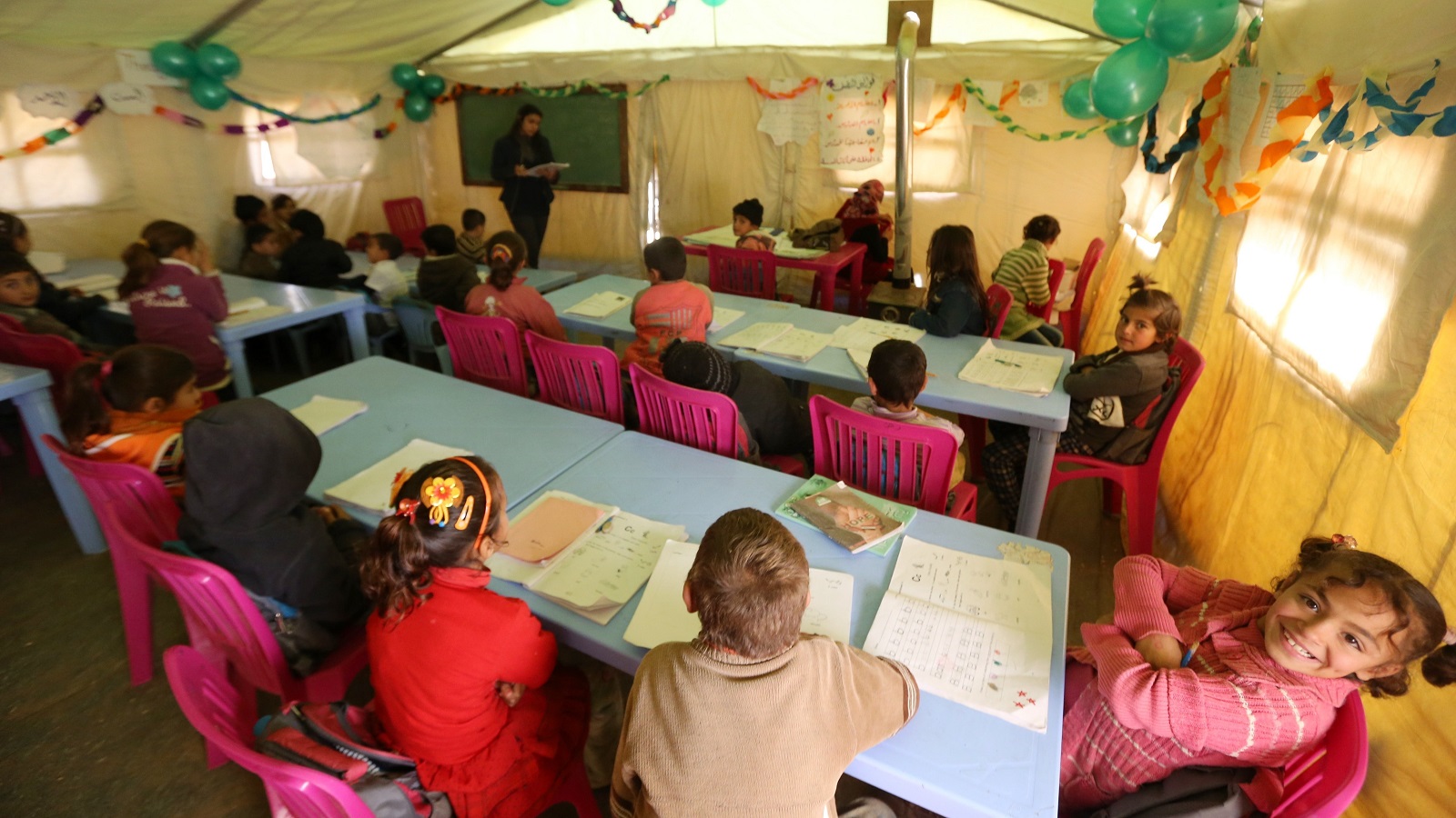 معلّمات بالهرمل يمنعن طلابًا سوريين من دخول المدرسة