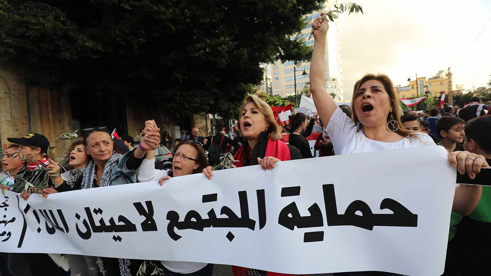في سوق الأحد: "خصم عالثورة!"