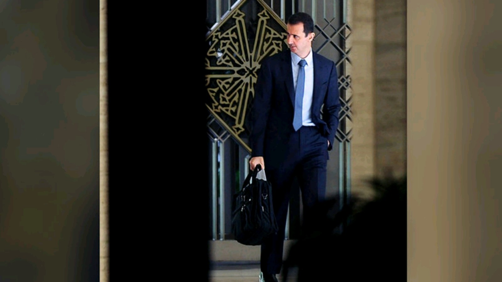 الأسد يلغي التأشيرات الخاصة للمسؤولين والدبلوماسيين الأوروبيين