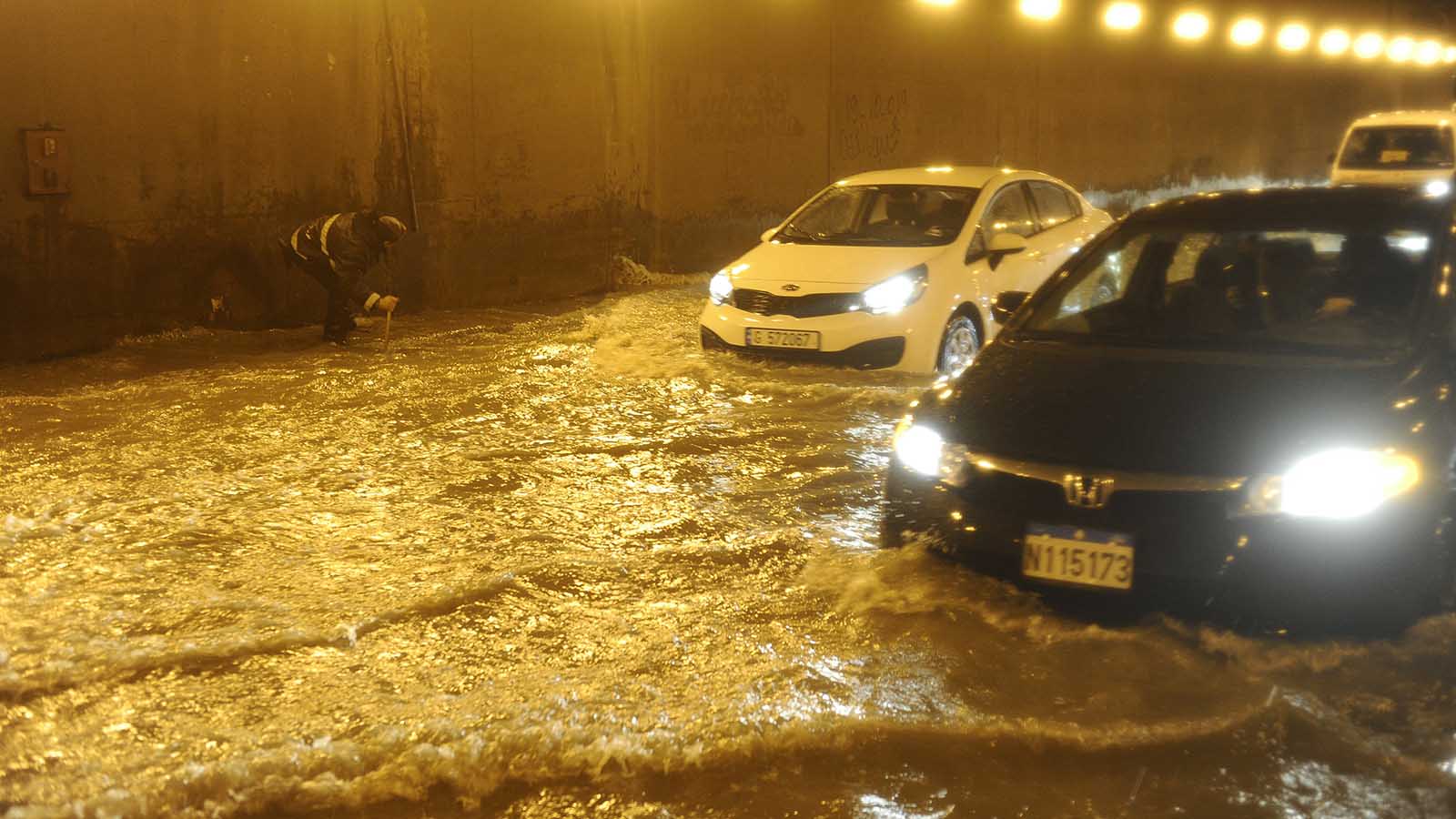 المناخ المتطرف والأمطار الغزيرة غير المنتظمة يهددان لبنان