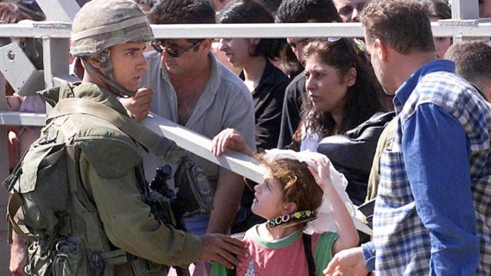 لبنانيون فارّون يستجدون إسرائيل لاستذكار قتلاهم