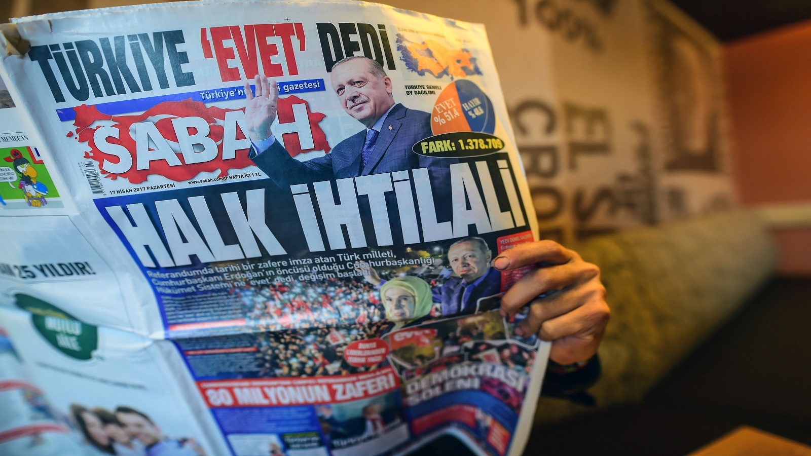 "النصر العظيم" يعمّ الإعلام التركي