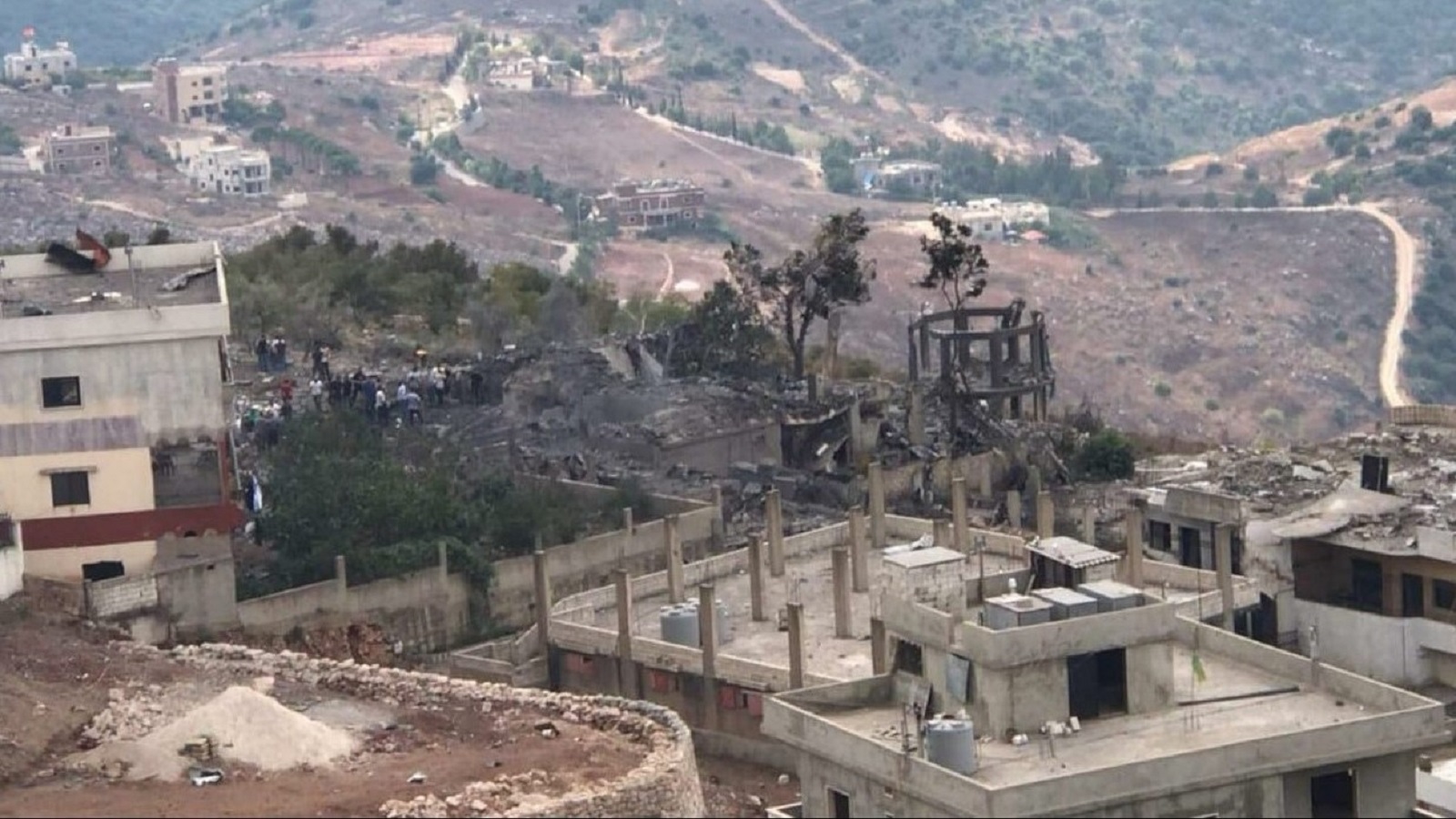 عين قانا: تفجير مركز حزب الله أم خطأ فني؟