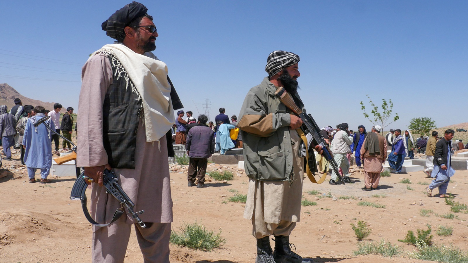"طالبان" تجرّم التعاون مع قناة معارضة تبث من لندن