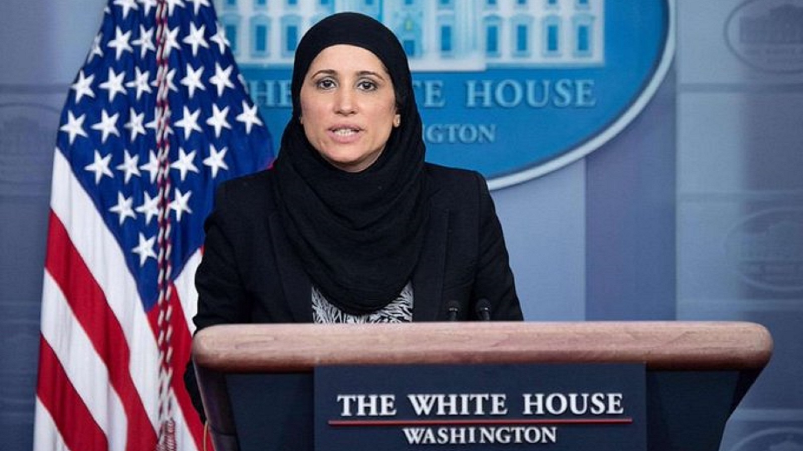 سميرة فاضلي.. أول مسلمة تتحدث باسم البيت الأبيض