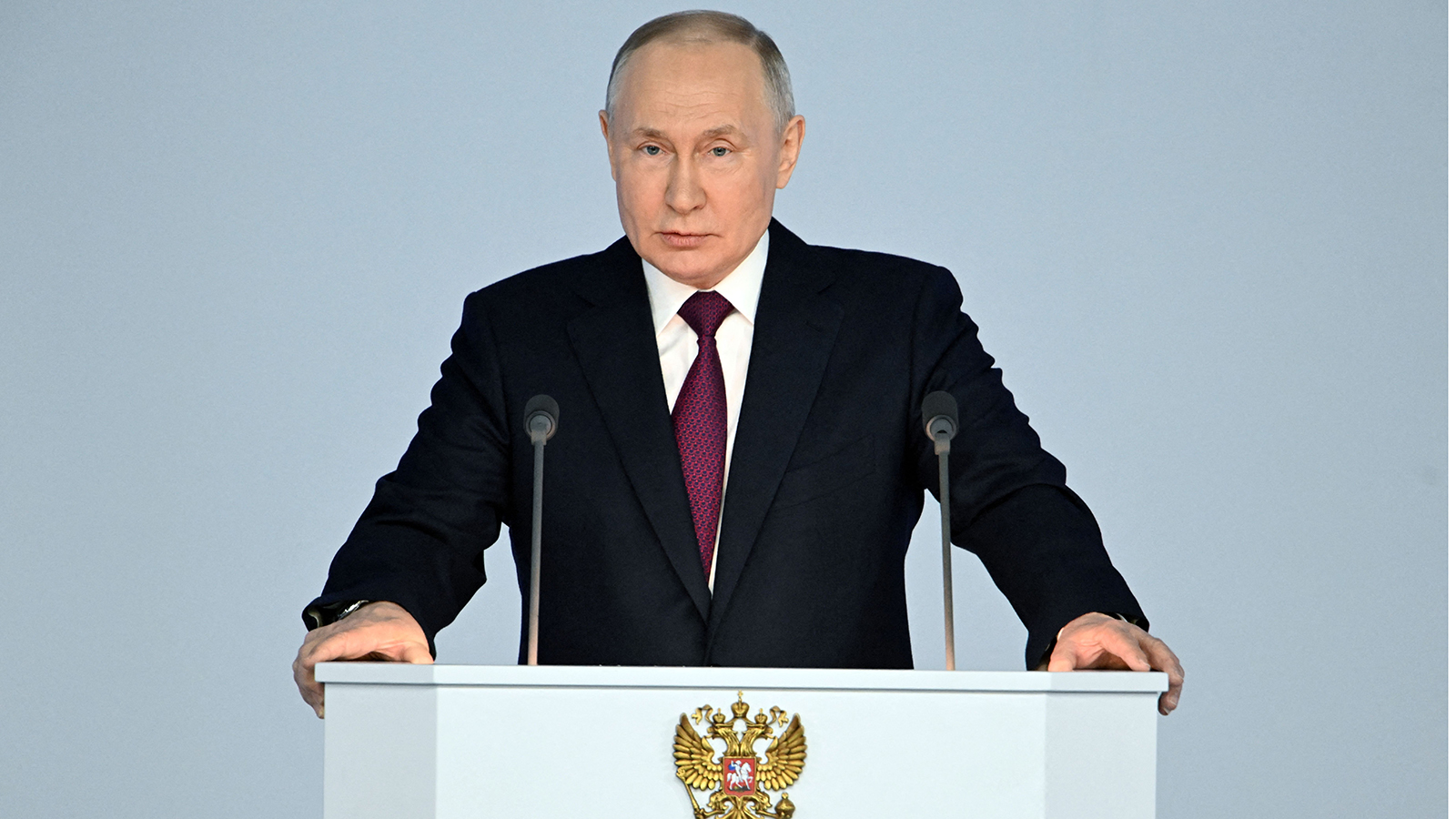 مذكرة توقيف بوتين قد تنهي نظامه