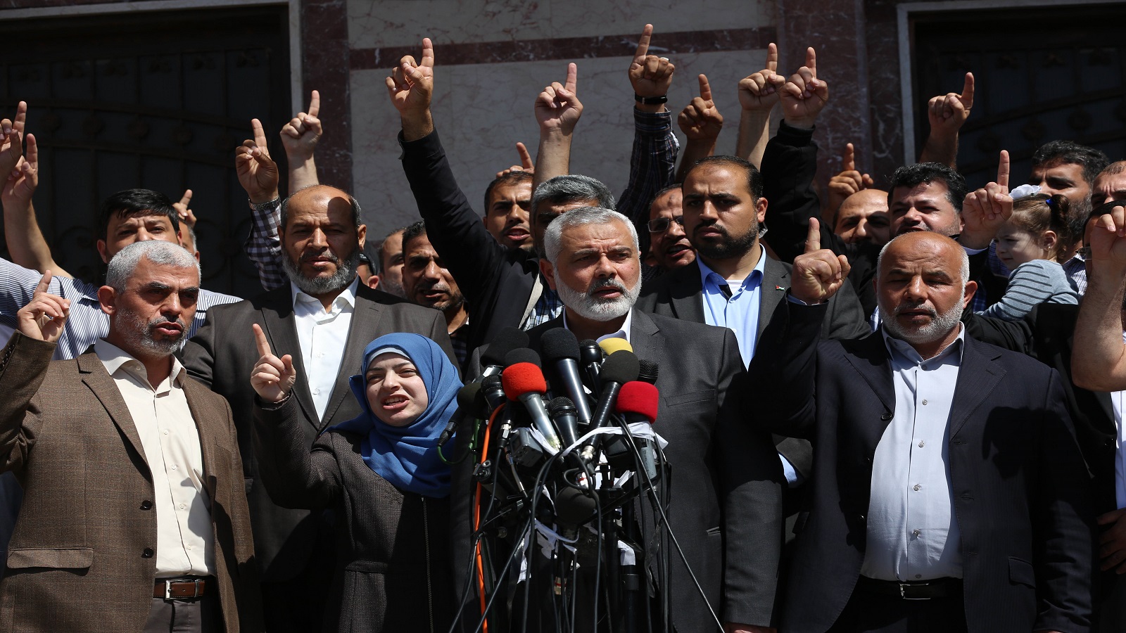 تقارب "حماس" مع دحلان لن يغيّر علاقتها مع حلفائها