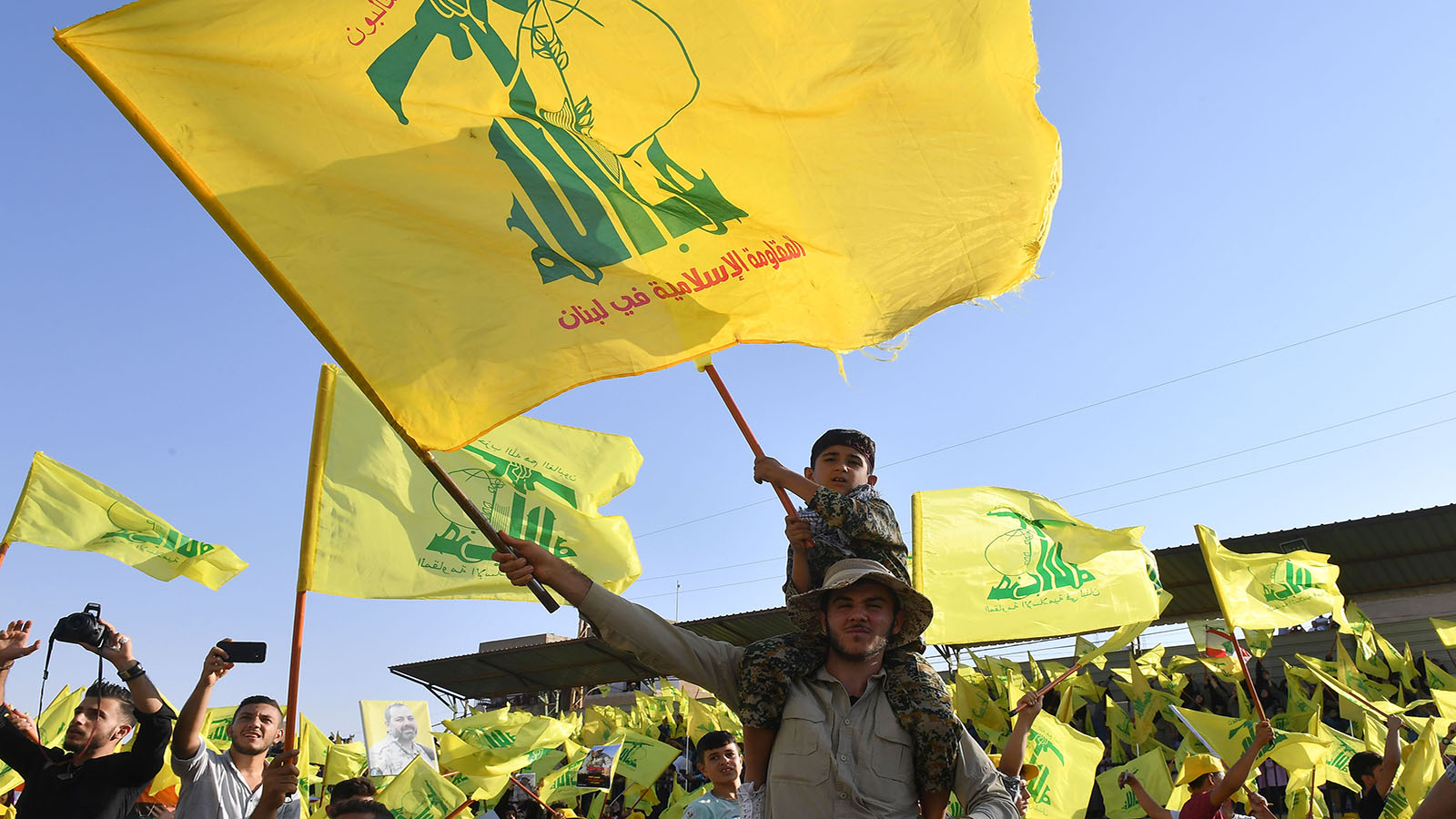 إسرائيل: سباق صاروخي مع حزب الله والنظام السوري