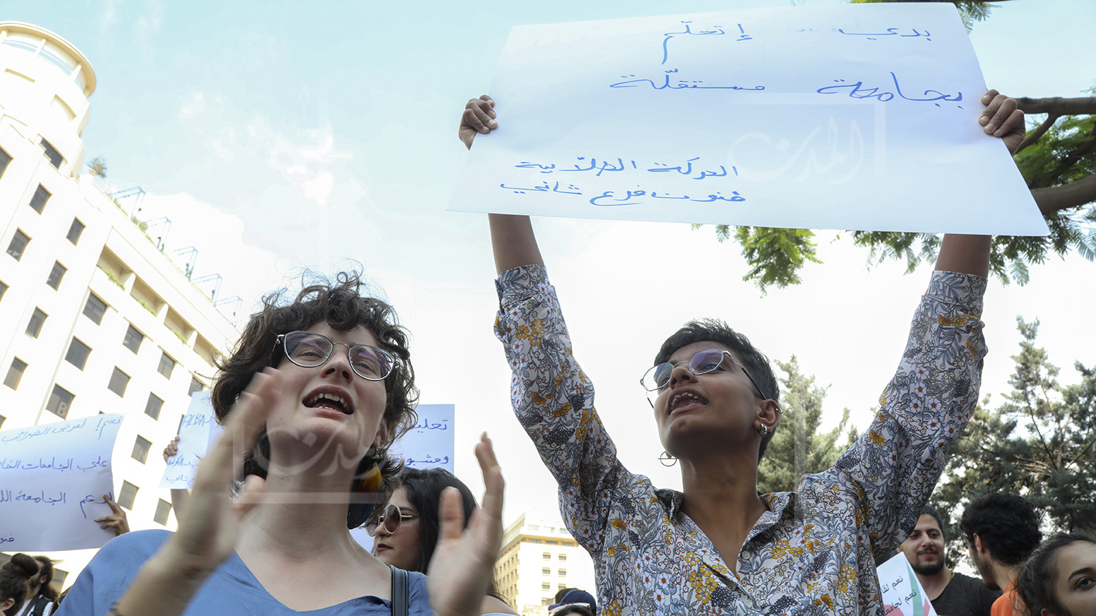 أساتذة "اللبنانية" وطلابها محاصرون: الإضراب يلفظ أنفاسه والعودة بائسة