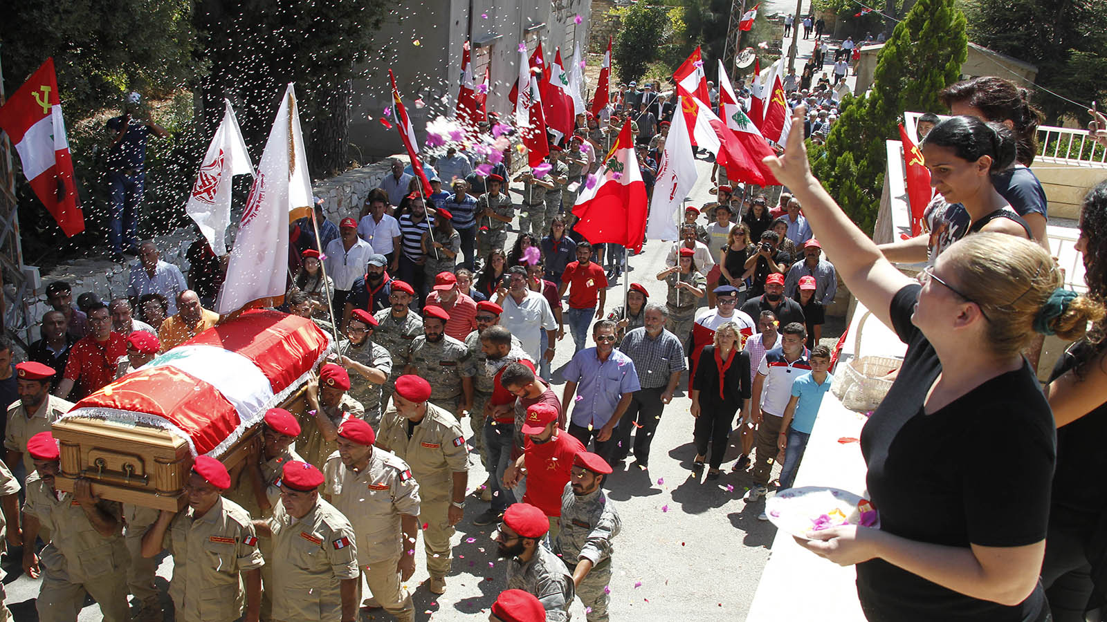 رسالة إلى الحزب الشيوعي اللبناني