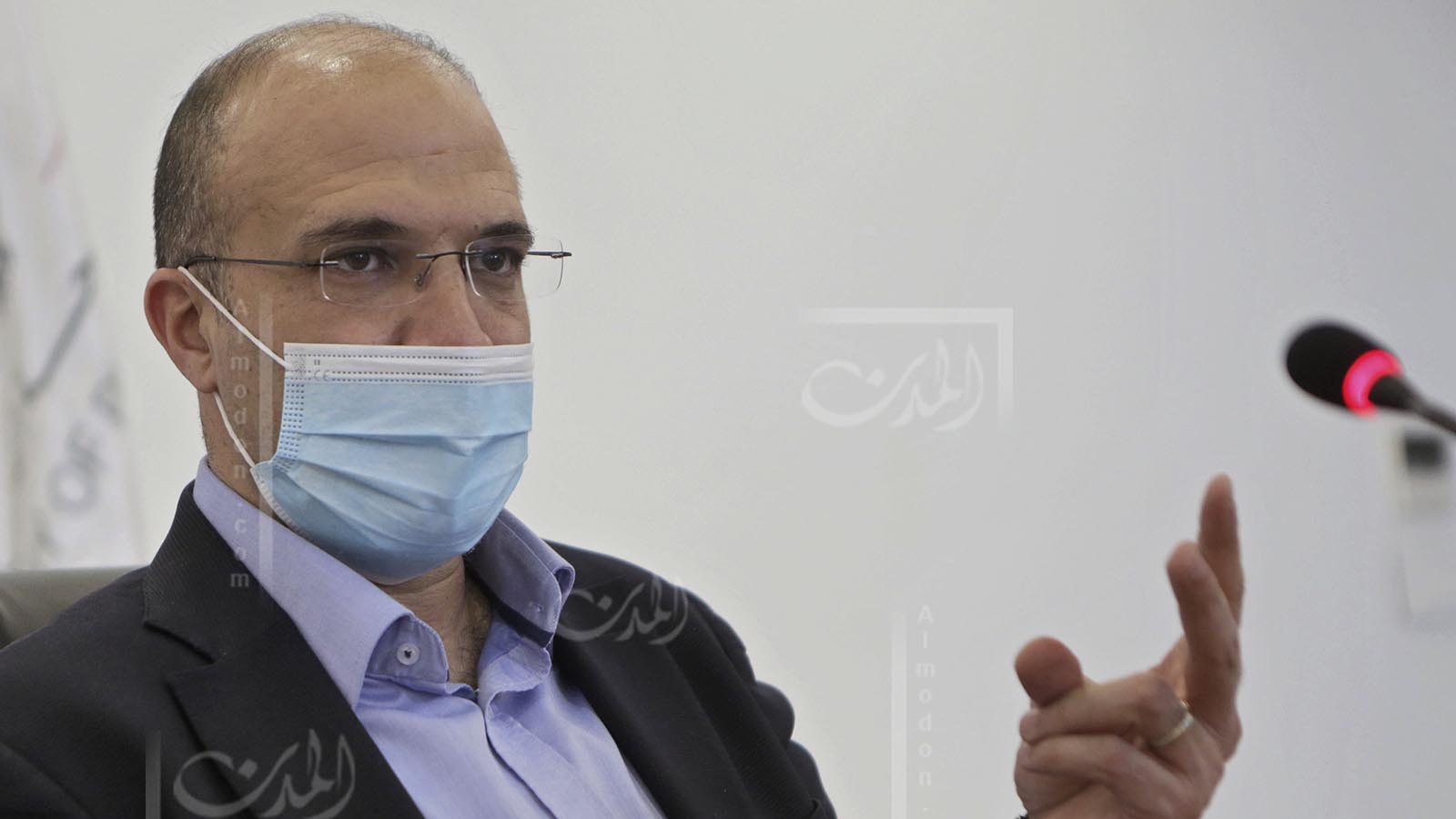 إصابة وزير الصحة حمد حسن بكورونا ونقله إلى المستشفى