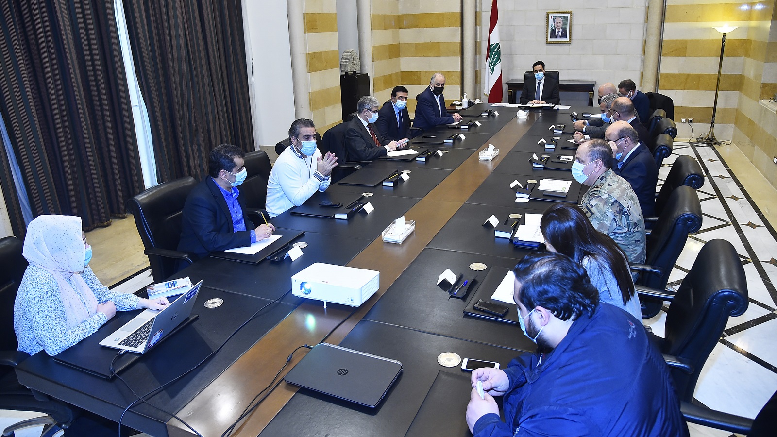 لجنة كورونا تفك أسر اللبنانيين: "اعتمدنا أنصاف الحلول"