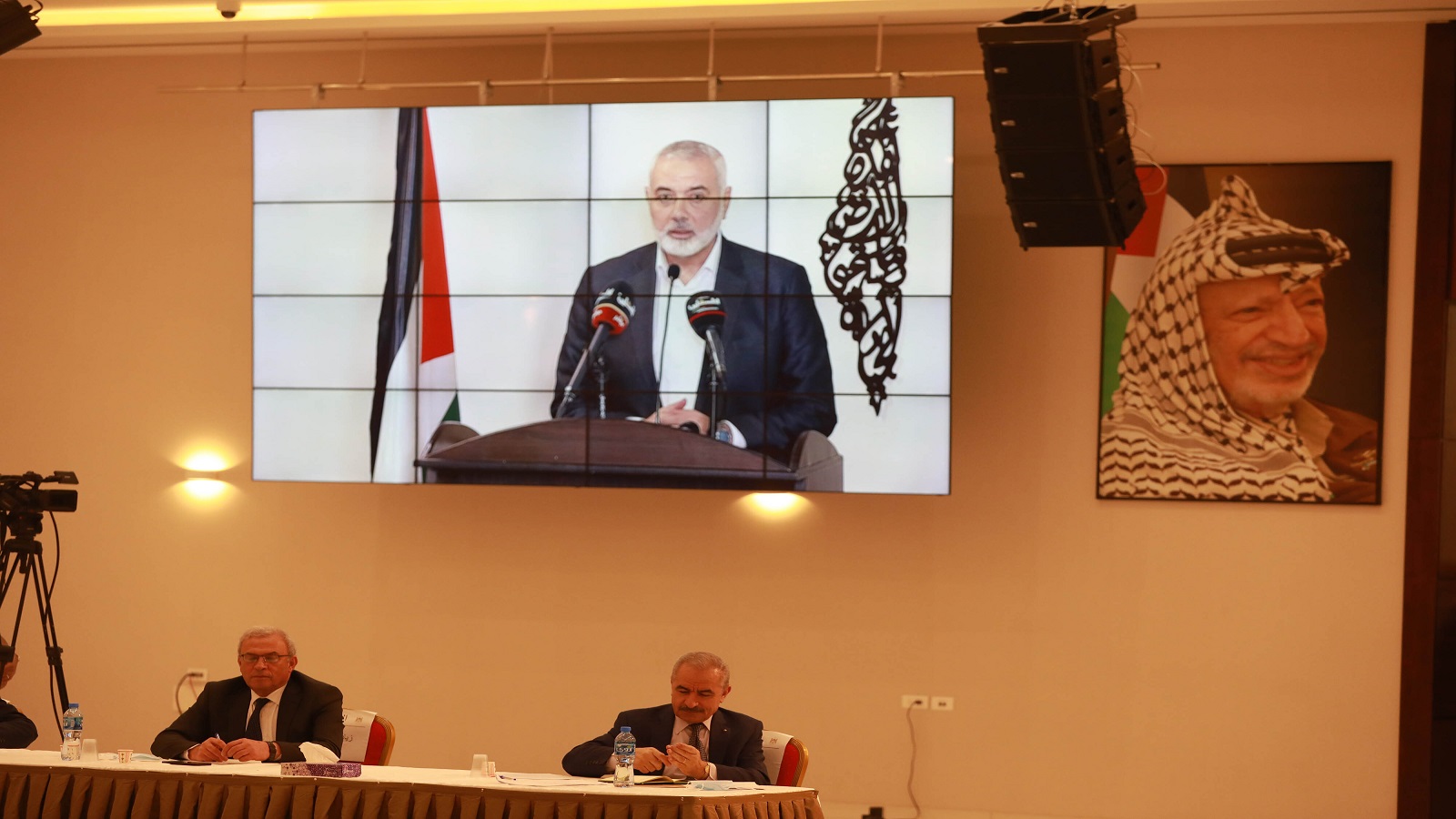 لقاءات "فتح" و"حماس" في تركيا: الاختبار بمرسوم الانتخابات!