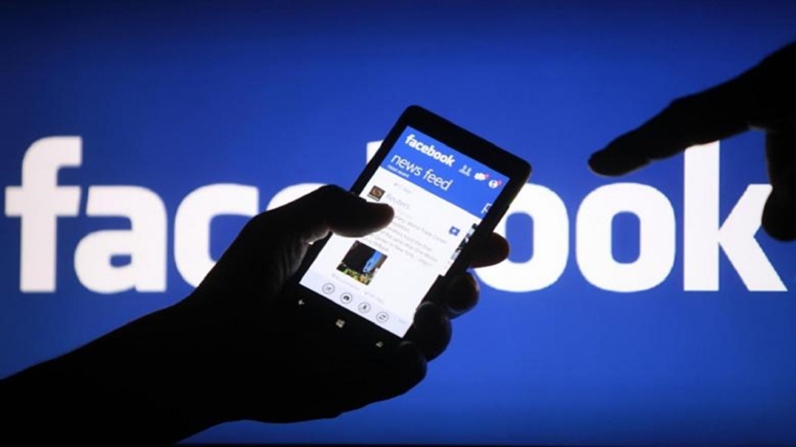 "فايسبوك" تكشف بيانات الإعلانات الروسية