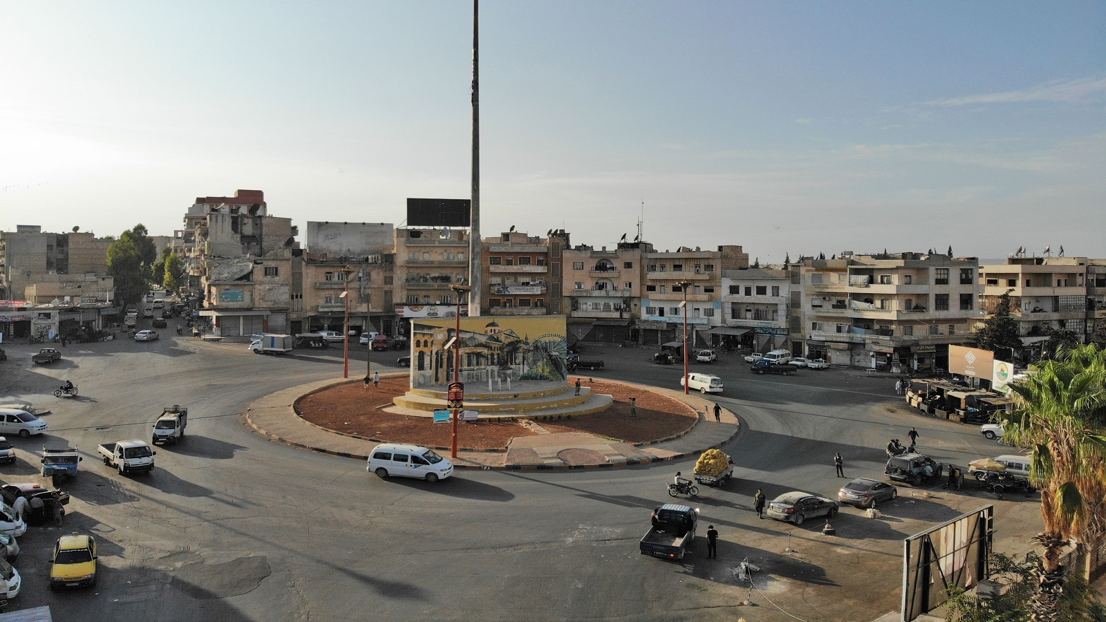 "تحرير الشام" ترد على خصومها: إدلب "المدينة المنورة"
