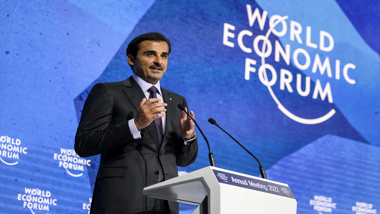 أمير قطر في دافوس:فلسطين جرح غائر..وآن للعالم أن يتحرك