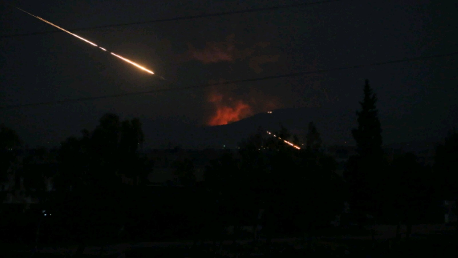 هجوم مطار دمشق: حدث.. لم يحدث!