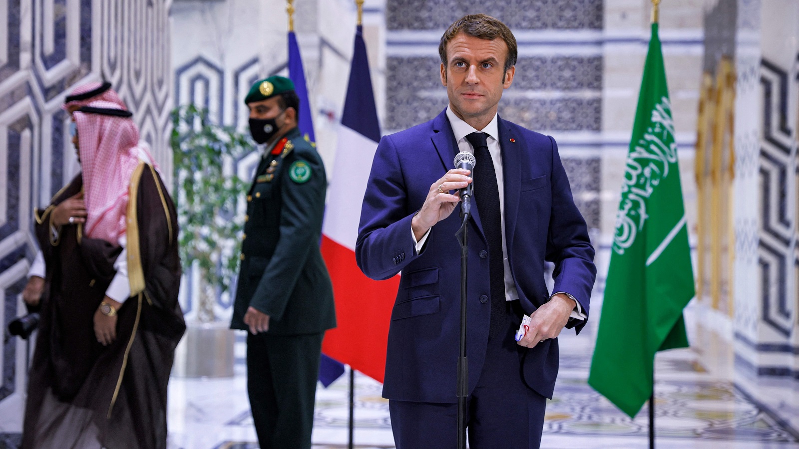"التوازن" في الموقف الفرنسي-السعودي: الأولوية لاستقرار لبنان