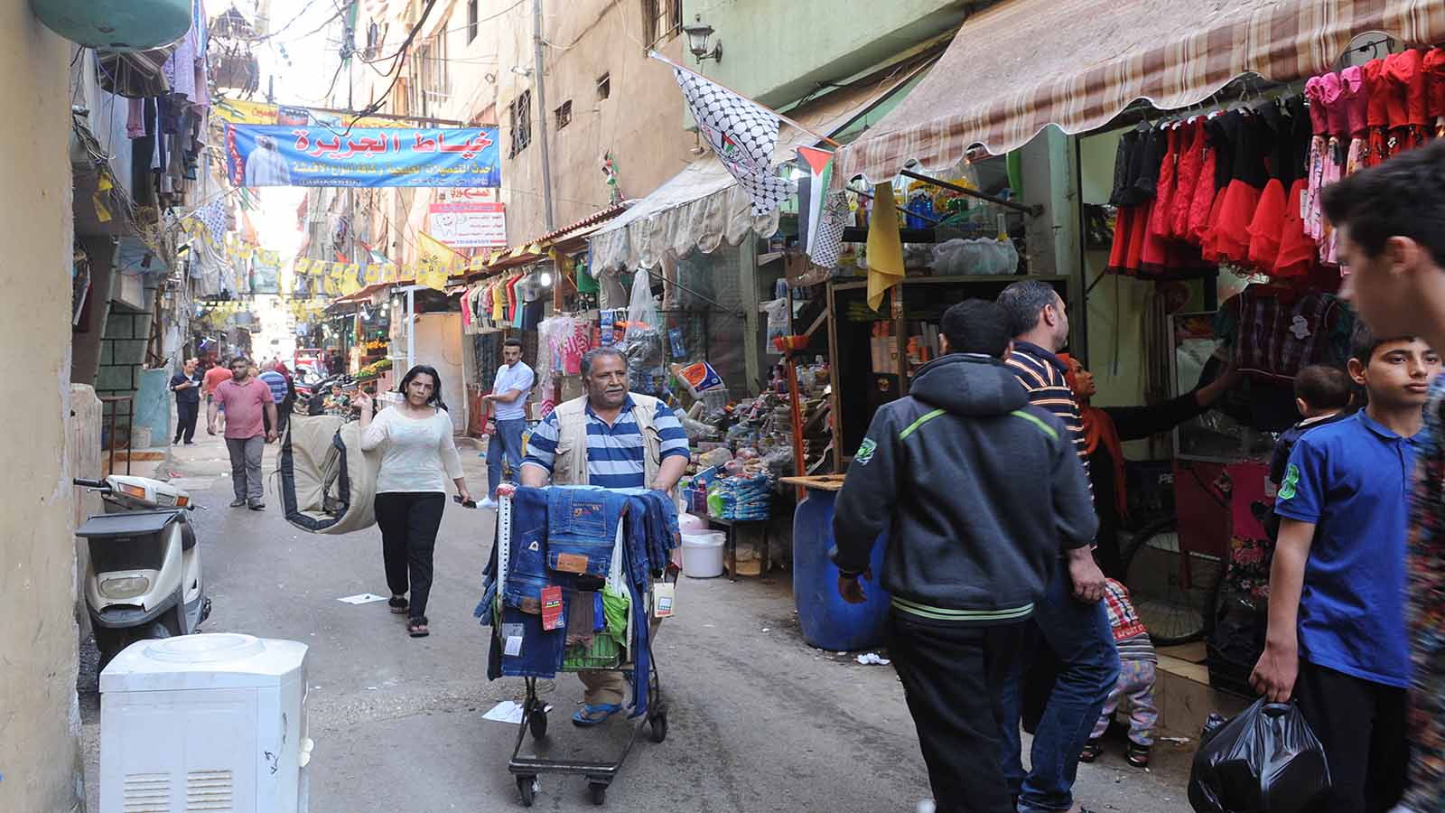 965 مليون دولار قيمة ما يُدخله الفلسطينيون إلى لبنان