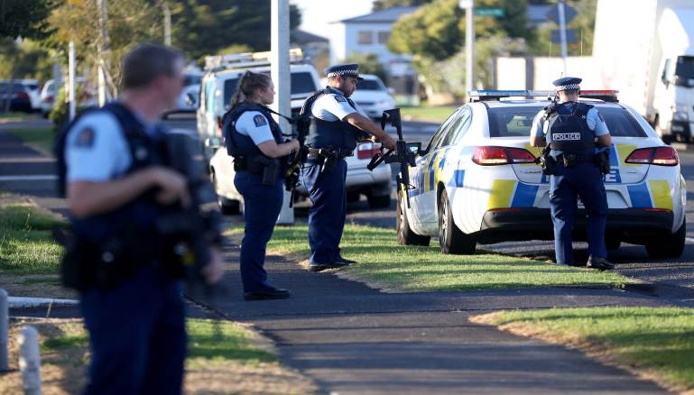 بعد ستة اشهر من المجزرة ، نيوزلندا تشدد قوانين حمل السلاح
