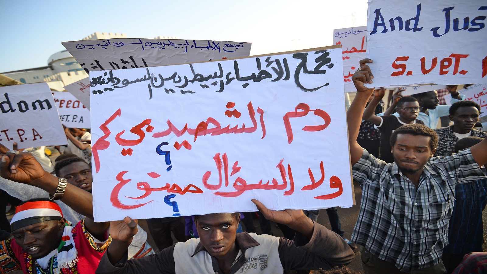 السودان:المجلس العسكري يتلكأ في محادثات الانتقال السياسي