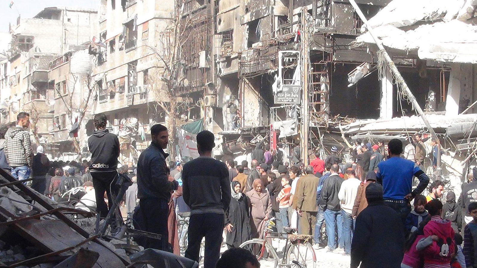 اختراق داعش لمخيم اليرموك:الوضع يزداد سوءاً