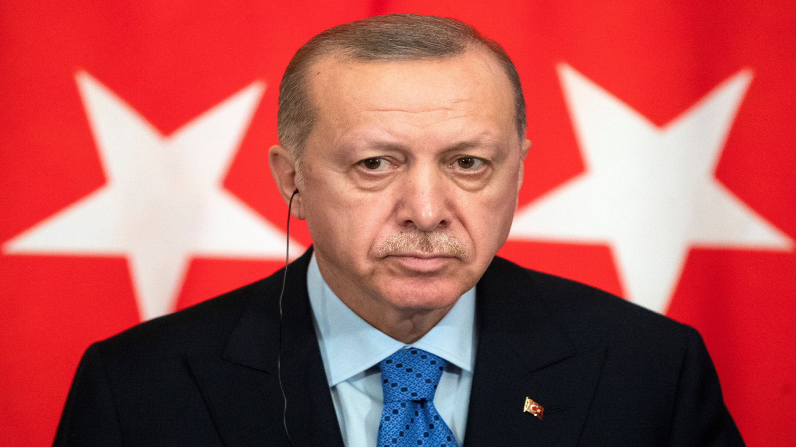 أردوغان يتوعد بالرد على اعتداءات ادلب..وروسيا تعرض وساطتها