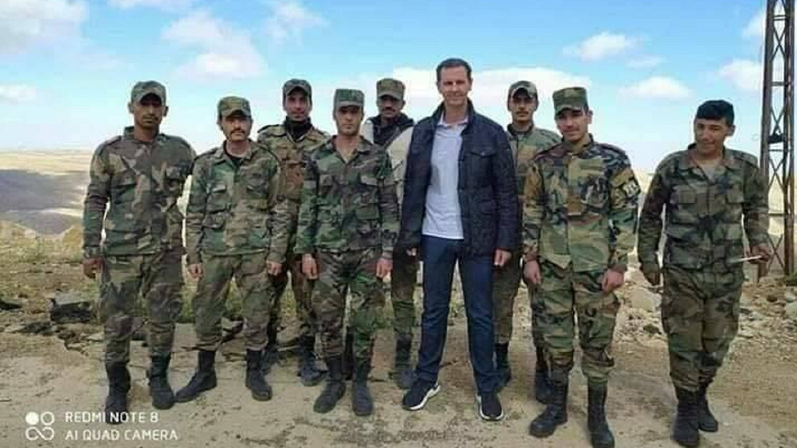 حذاء الأسد بقيمة مجموع رواتب عناصره.. والموالون: متواضع!